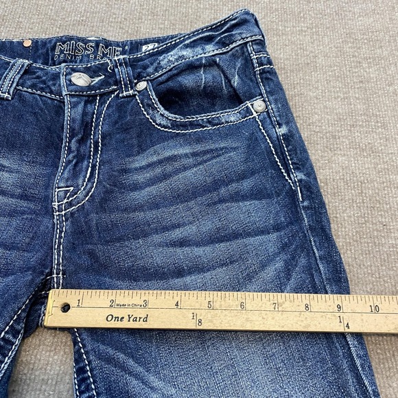 Miss Me Boyfriend Capri Jeans Womens 27 Medium Wash Relaxed Distressed 30x25 - Picture 10 of 14